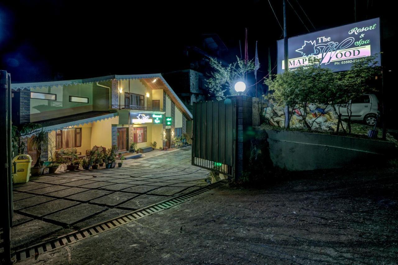 Maplewood Hotel & Spa Гангток Екстериор снимка